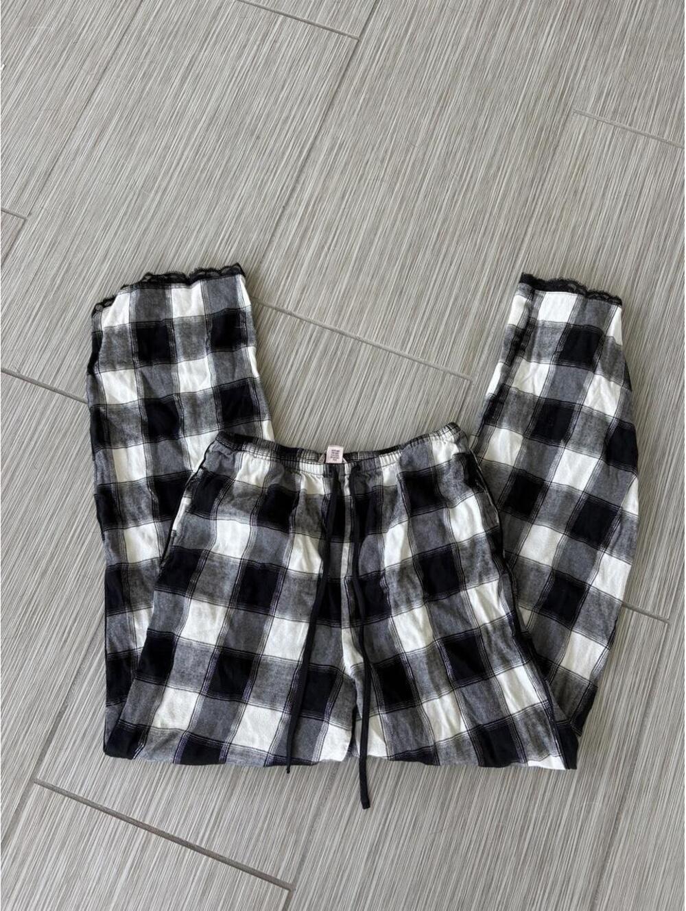 Victoria's Secret Women's Multi and Black Trousers